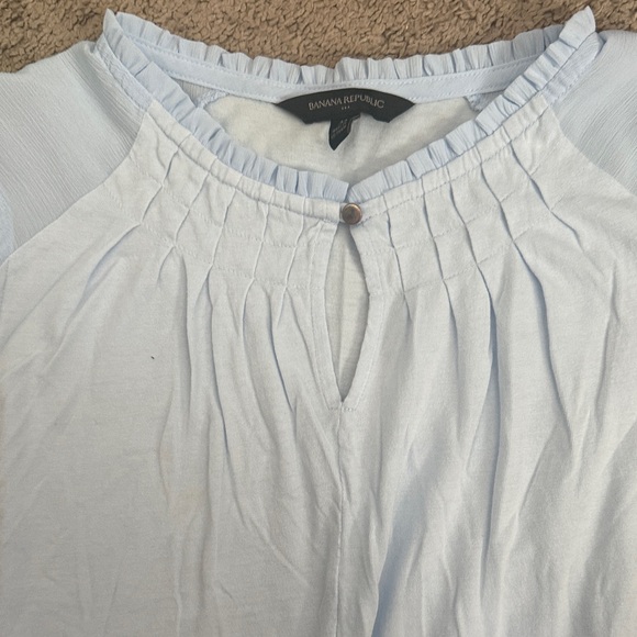 Banana Republic Light Blue Sleeveless Blouse - Picture 3 of 4